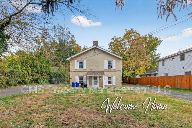 Primary Photo - 148 Davenport St