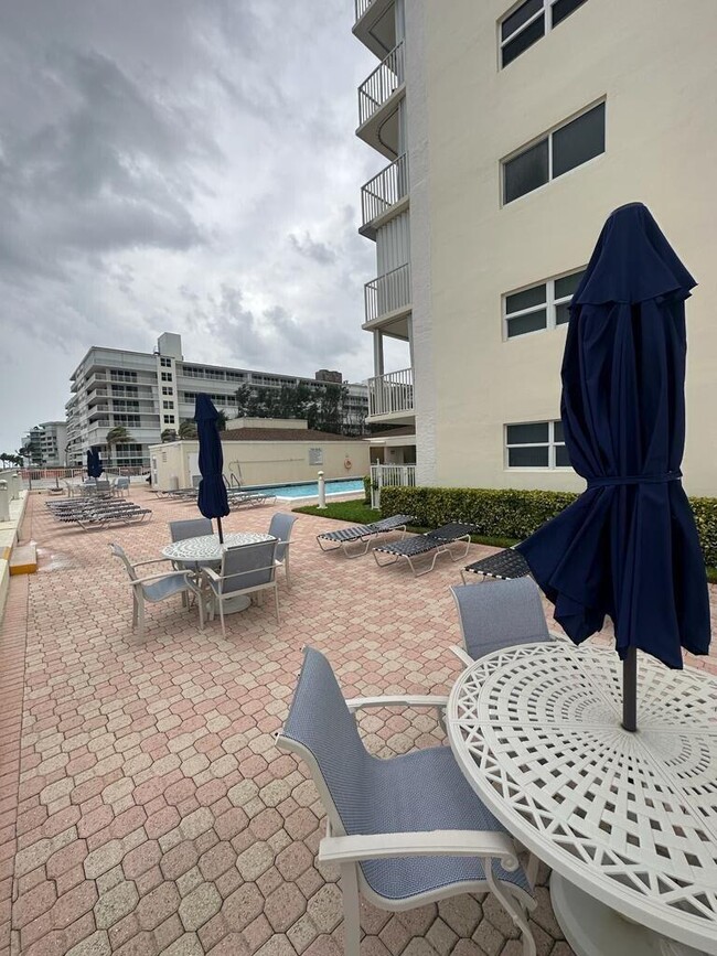 Building Photo - 3540 S Ocean Blvd