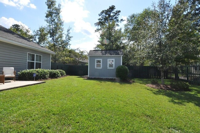 Building Photo - Coming Available!