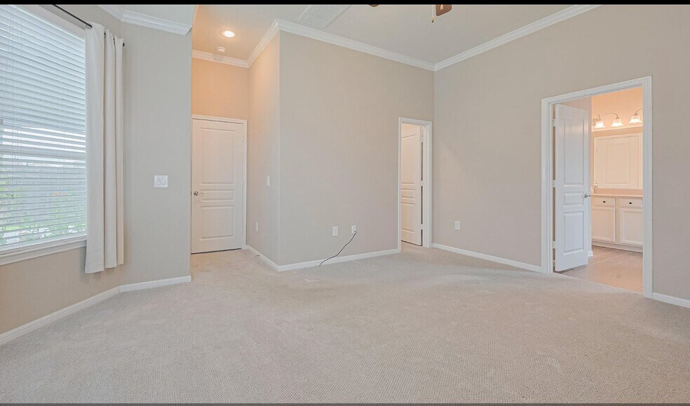 Building Photo - 5327 Silver Ledge Dr