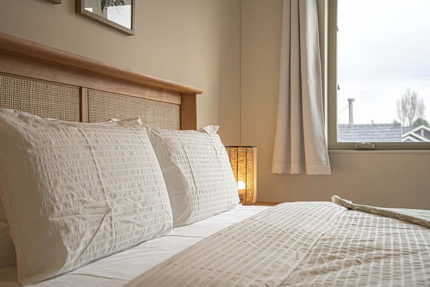 Building Photo - 1464 NW 70th St