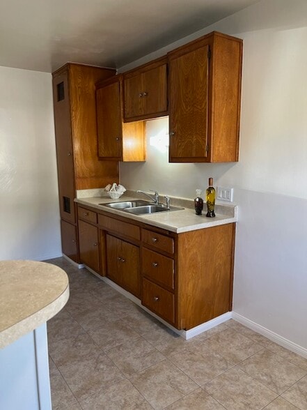 Building Photo - 3432 Reynard Way