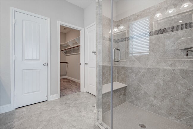 Building Photo - 12816 Oak Fls Dr