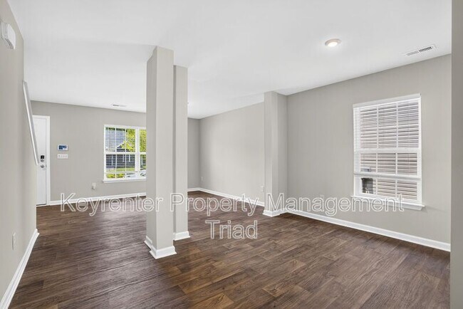 Building Photo - 5109 Black Frst Dr