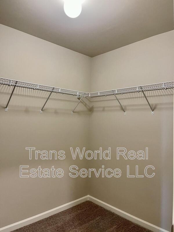 Building Photo - 114 Auburn Depot Dr