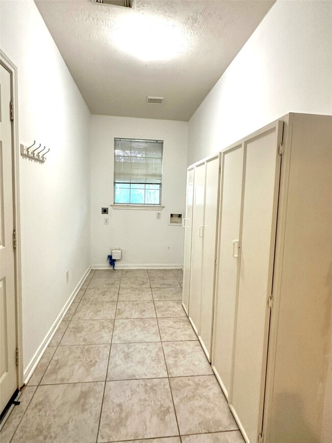 Building Photo - 46 S April Mist Cir