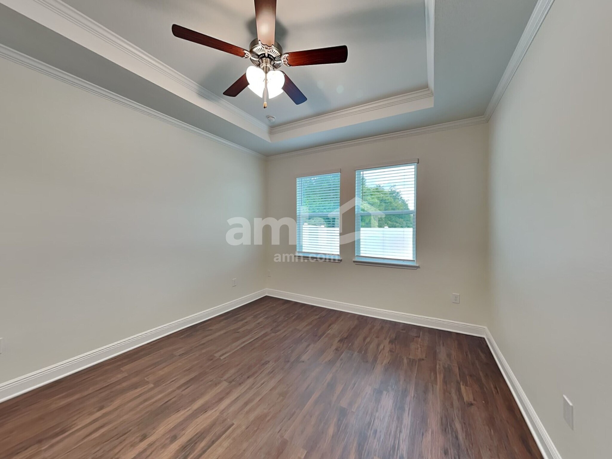 Building Photo - 964 Heavenly Dr