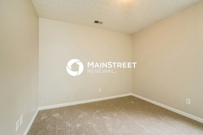 Building Photo - 3 Bedroom Pet-Friendly Home in Jonesboro, GA with Main Street Renewal