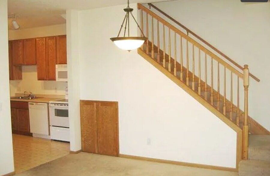 Building Photo - 88 Bridgewater Trl