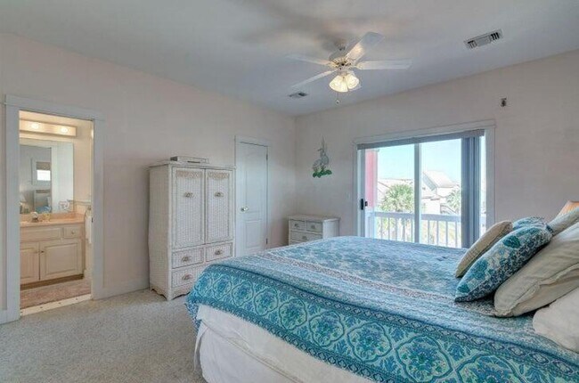 Building Photo - 1423 Sonata Ct