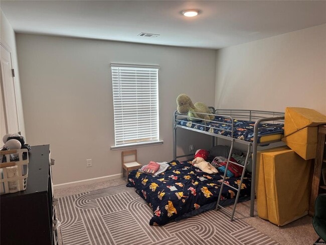 Building Photo - 424 Kohn Dr