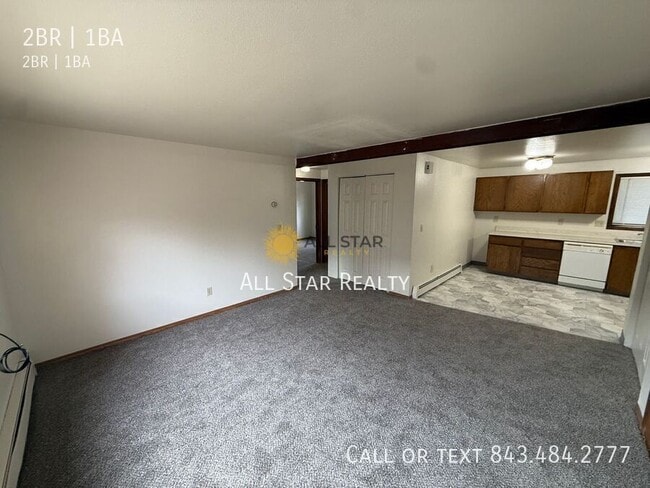 Building Photo - 533 N Price-2