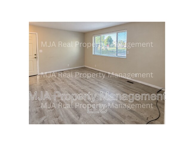 Building Photo - 1784 W 400 N