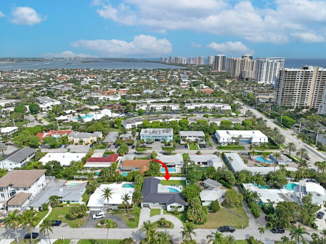 Building Photo - 1248 N Harbor Dr