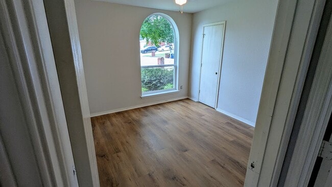 Building Photo - 4205 Fiste