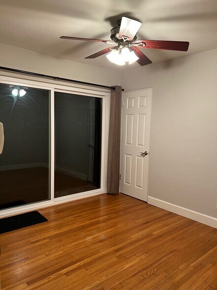 Building Photo - 4766 Aragon Dr