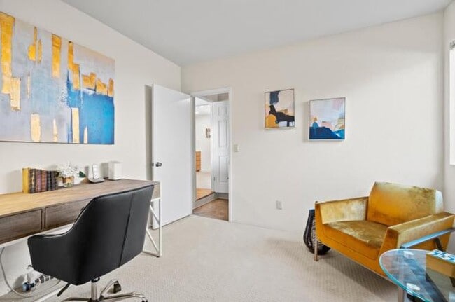 Building Photo - 1813 Beech St