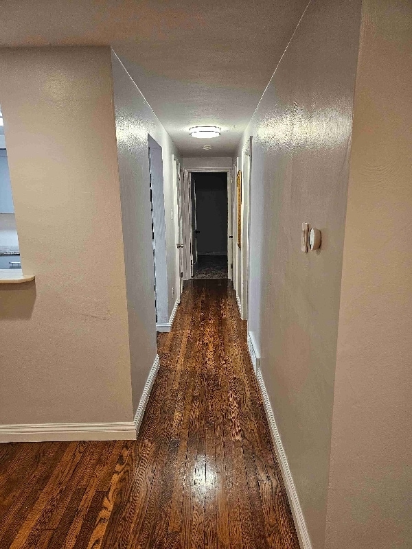 Building Photo - 1606 Greentree Rd