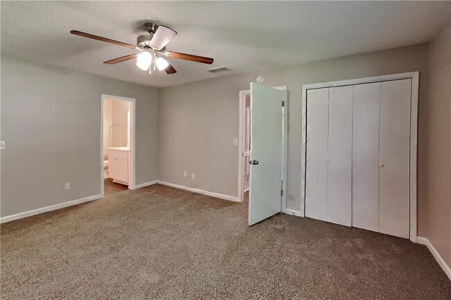 Building Photo - 228 Indian Branch Way