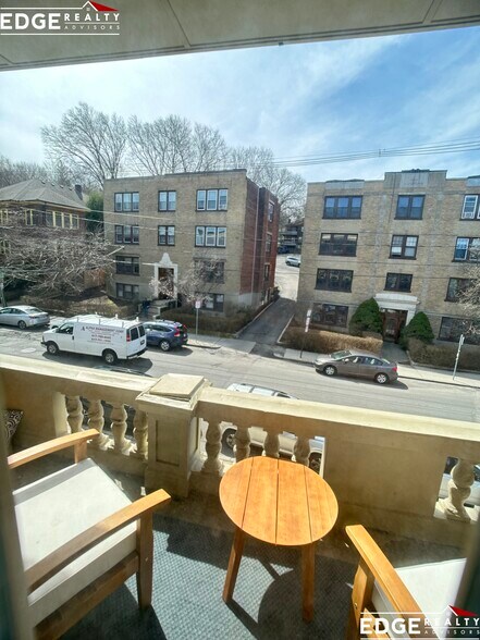 Building Photo - 120 Brainerd Rd