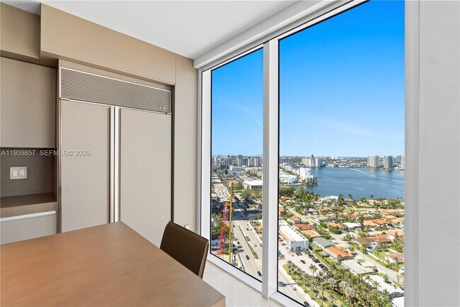 Building Photo - 18911 Collins Ave