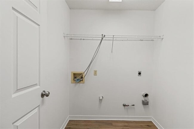 Building Photo - 212 Beech St