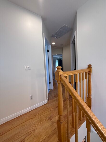 Building Photo - 2446 S Centinela Ave
