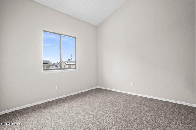 Building Photo - 5224 Roger Maris Dr