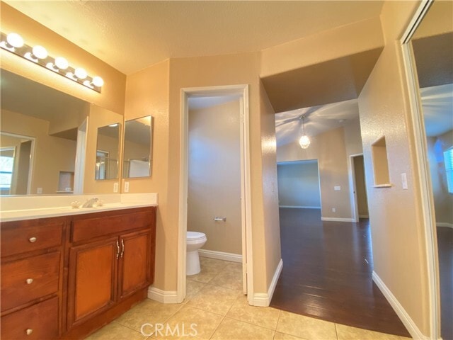 Building Photo - 708 Hillview St