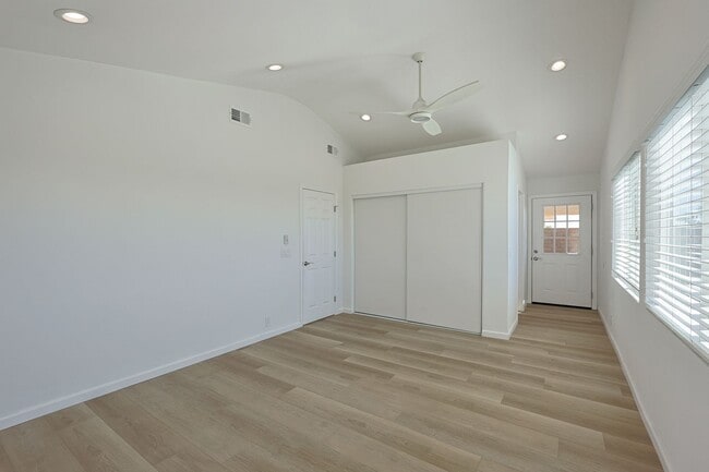 Building Photo - Peaceful 3BD/2BA Home in 55+ Community with Yard, Ocean View & Garage