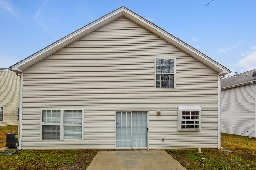 Building Photo - 7028 Indian Ridge Ln