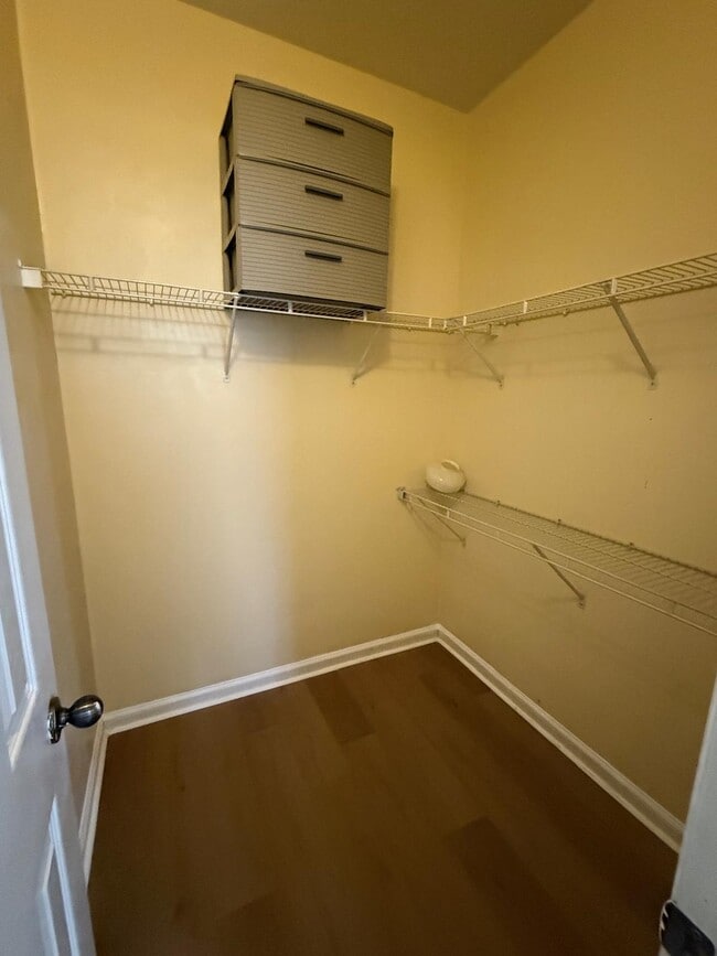 Building Photo - 2014 Midyette Rd