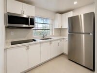 Building Photo - 2152 SW 72nd Ave