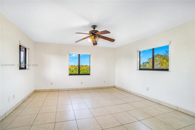 Building Photo - 26500 SW 167th Ave