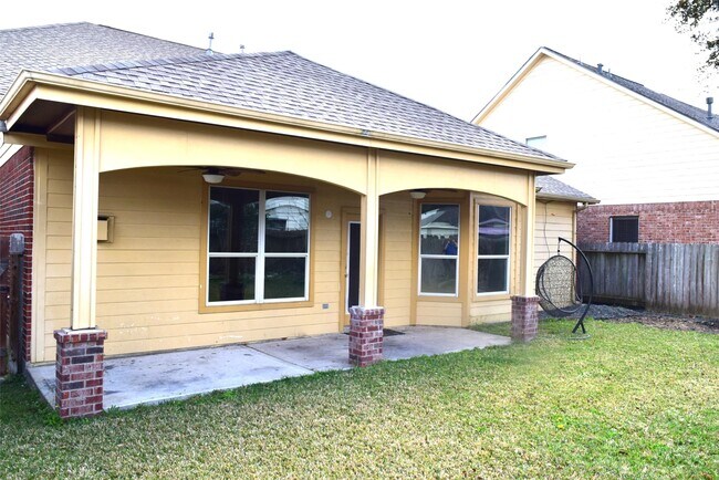 Building Photo - 4911 Dwarf Honeysuckle Ct