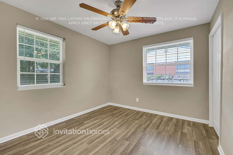 Building Photo - 5279 Carder St