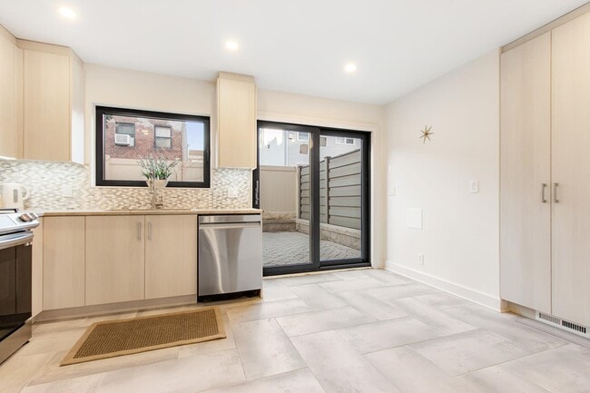 Building Photo - 5501 John F. Kennedy Blvd