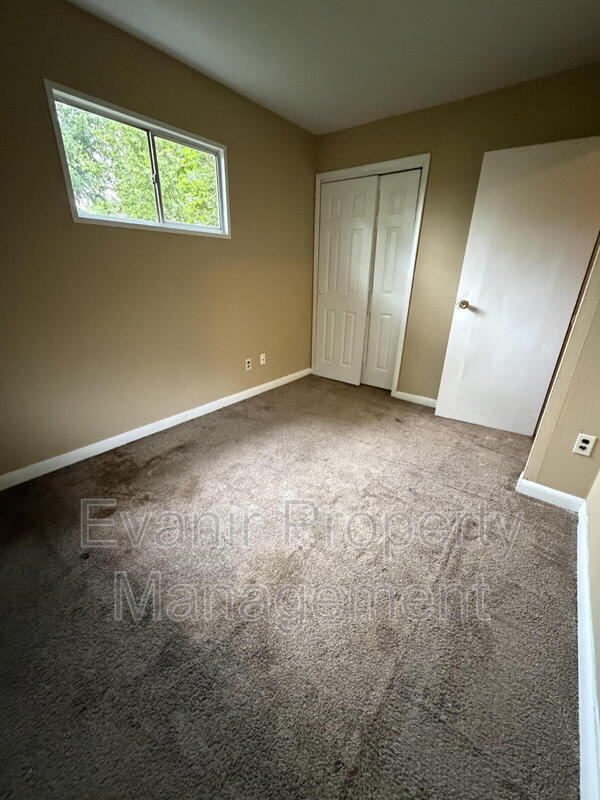 Building Photo - 5176 Rucks Rd