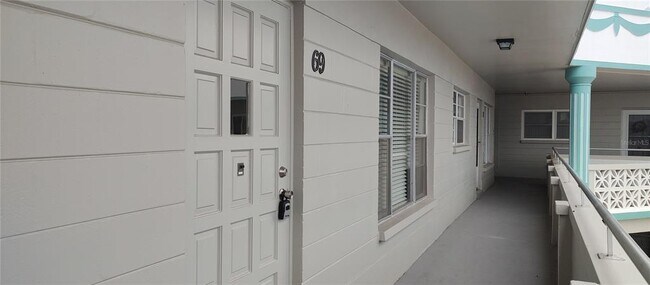 Building Photo - 2371 Israeli Dr
