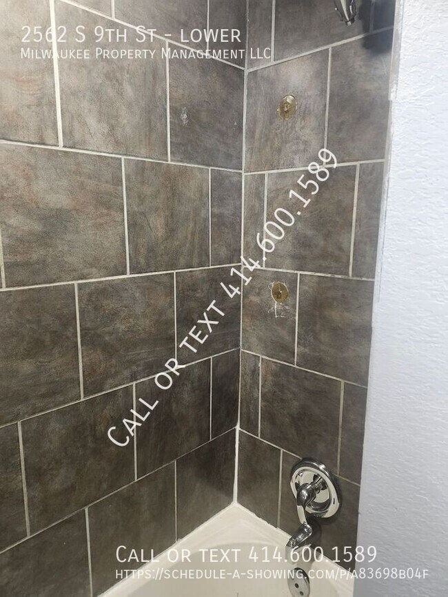 Building Photo - 2562 S 9th St