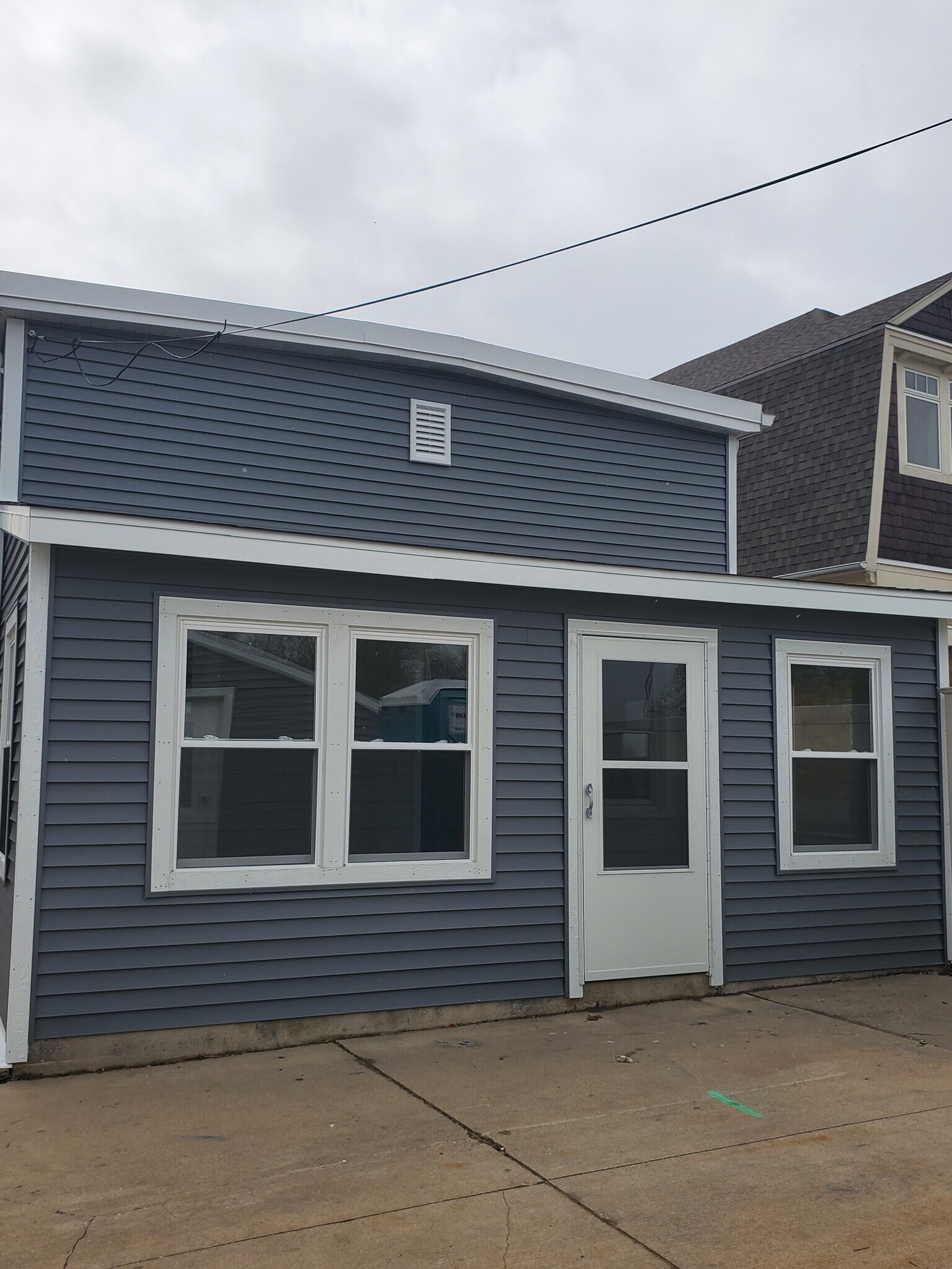 Building Photo - 119 W Wisconsin Ave