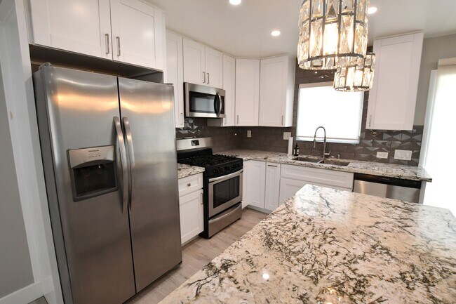 Building Photo - Single Story home in Heart of Mira Mesa