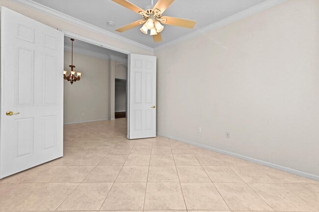 Building Photo - 6823 Fabiano Cir