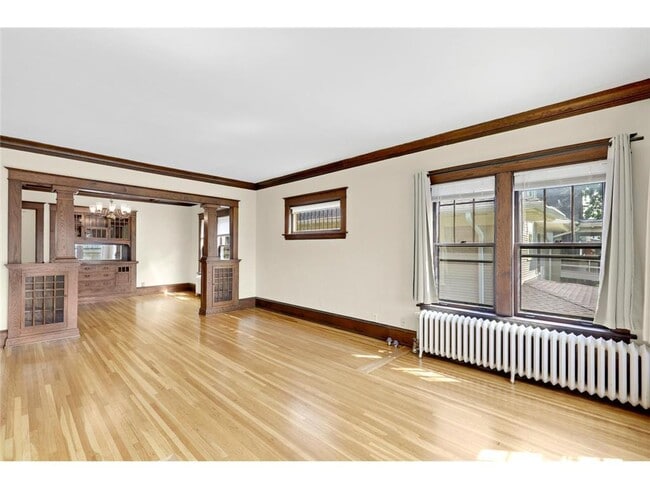 Building Photo - 971 Goodrich Ave