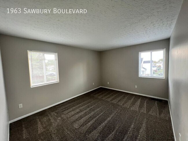 Building Photo - 1963 Sawbury Blvd