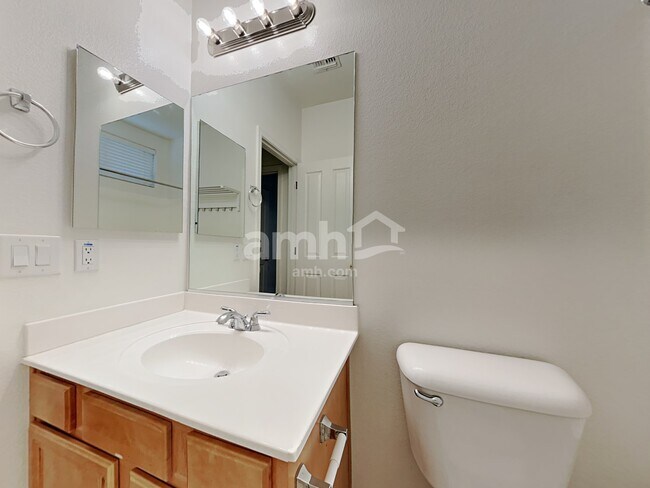 Building Photo - 15954 W Port Royale Ln