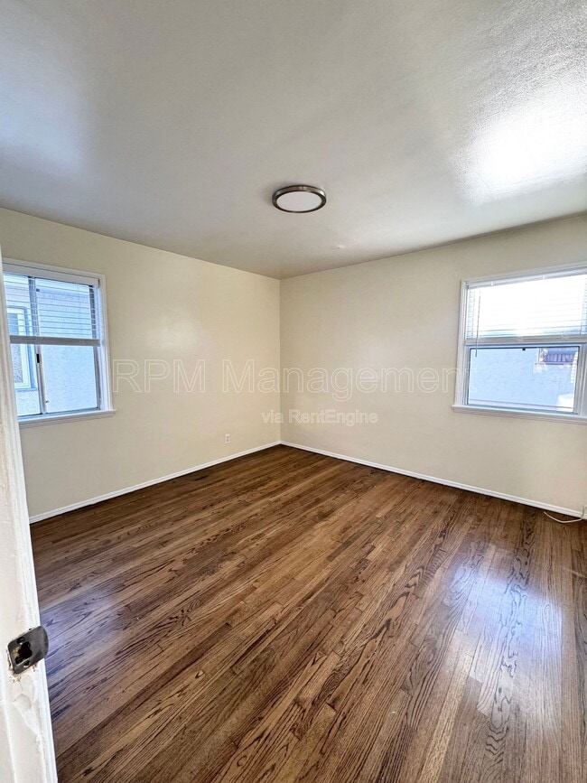 Building Photo - 7030 La Tijera Blvd