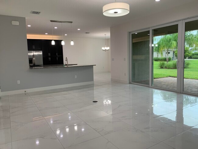 Building Photo - 9754 Celtic Sea Ln