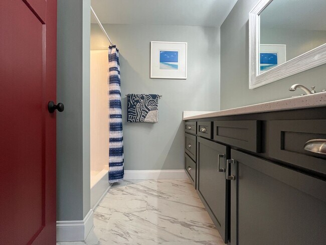 Building Photo - Lakefront Living in Lyman, SC