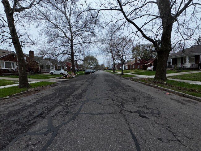 Building Photo - home of 3 bedroom 2 baths